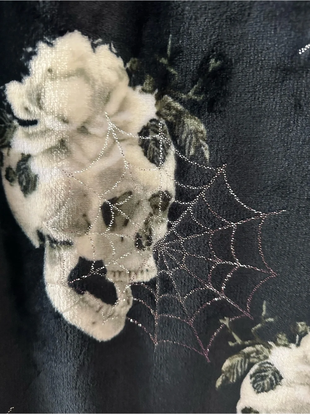 Blanket Skull & Rose Design Spiderweb Metallic Plush Foil Throw Black 60x70” New